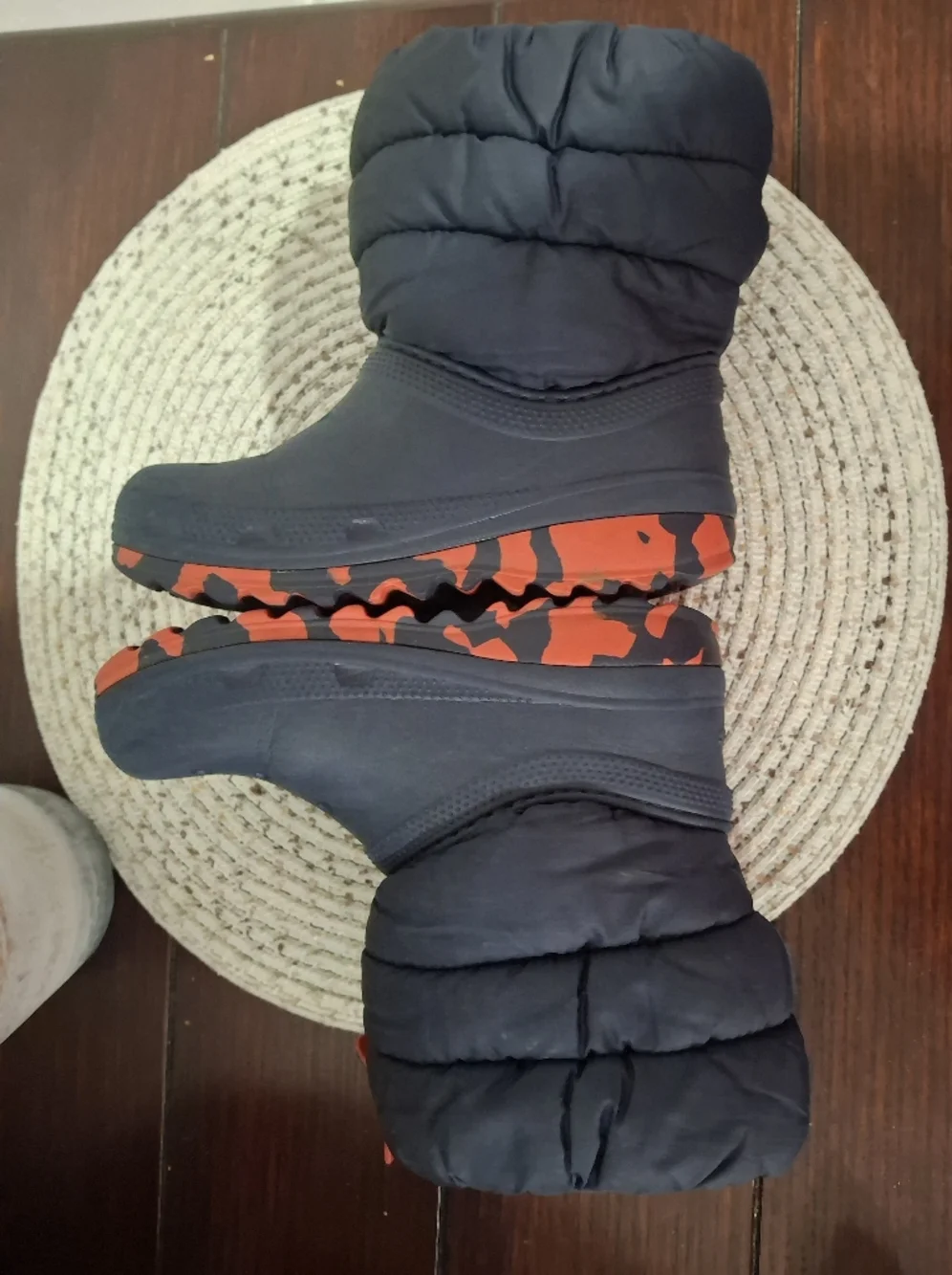 Kids Crocs Winter Boots - Navy with Red Accent Size 13.